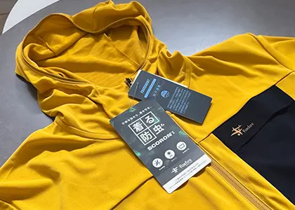 Foxfire(フォックスファイヤー)のスコーロン「着る防虫」レビュー